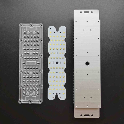 comprar prenda impermeable del módulo de la luz de calle de la lente LED de la PC de 50W SMD3030 8 series 8 48V paralelos con el disipador de calor Fabricación en línea